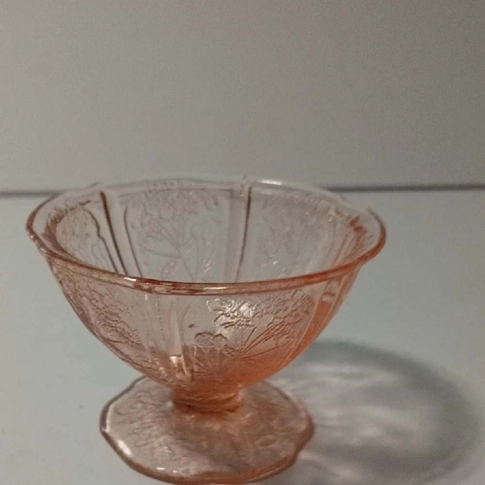 Vintage Pink Depression Glass Desert Bowl Made By Jeanette Glass In The 1930's